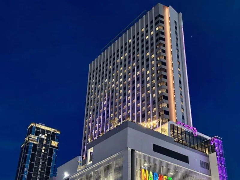 Moxy Bangkok Ratchaprasong