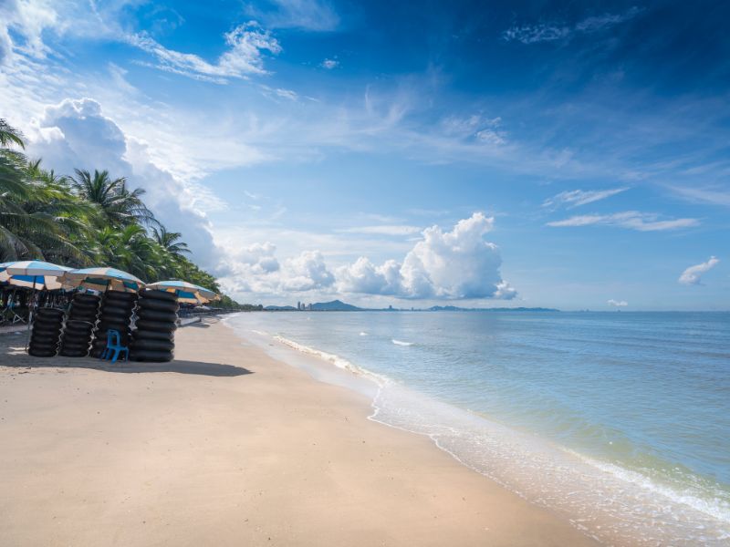 Bang Saen Beach Pattaya