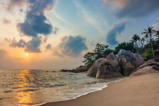 หาดโคราลโคฟในสมุย