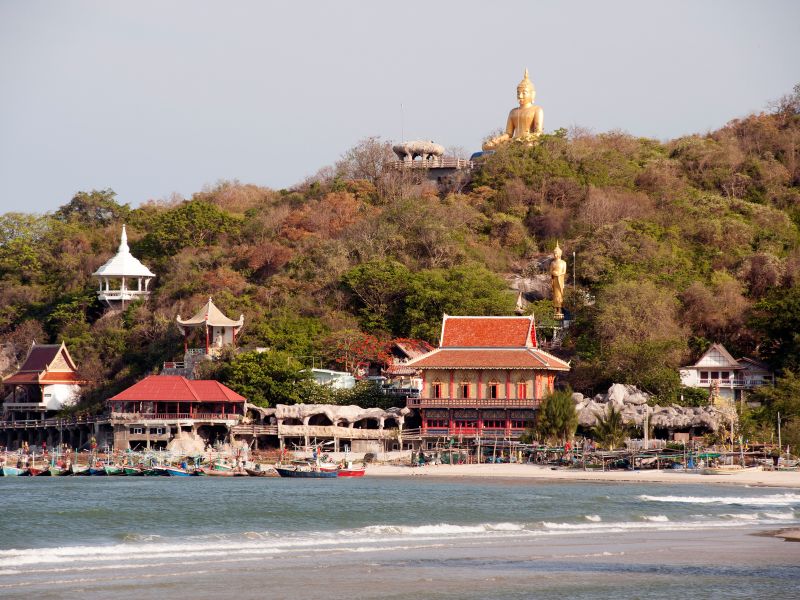 Plage de Khao Tao près de la plage de Hua Hin