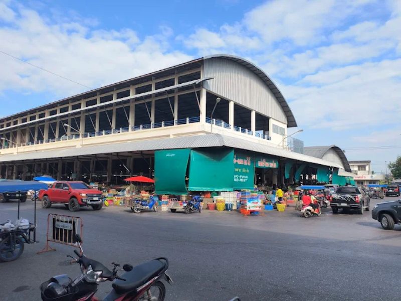 Maharaja Morning Market Krabi shopping mall