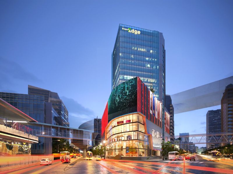 Silom Edge Grade A office in Silom