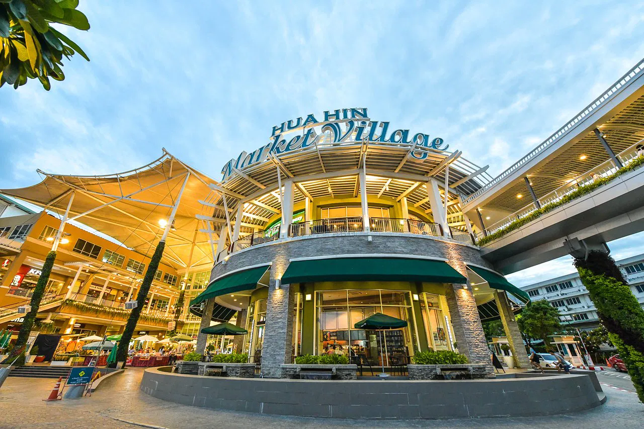 Shopping Malls in Hua Hin and Properties for sale nearby