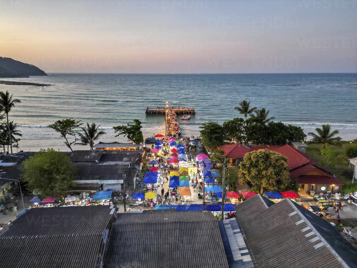 Shopping Malls in Koh Phangan and Properties for sale nearby