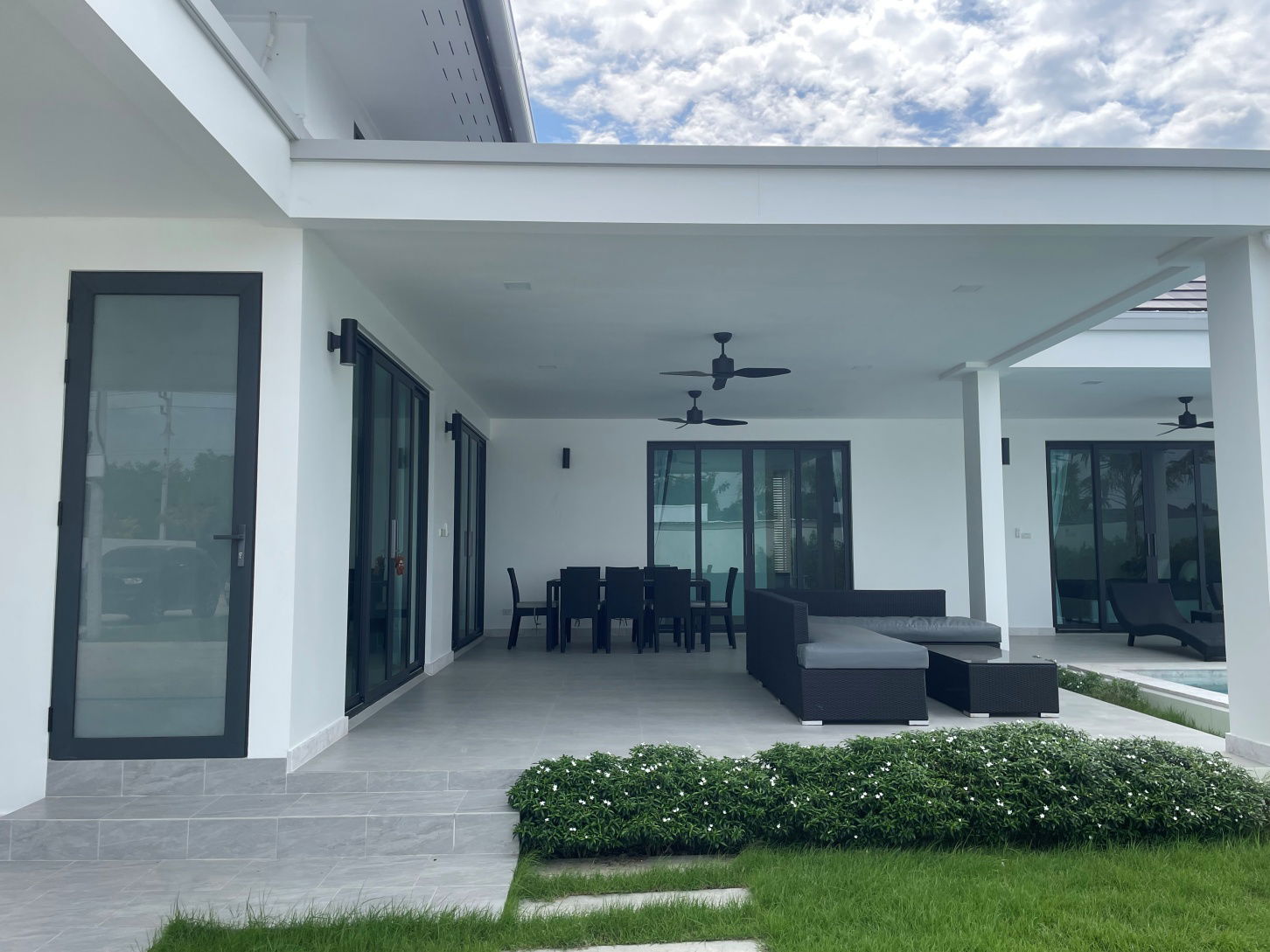 99 Village Hua Hin - Outdoor siting