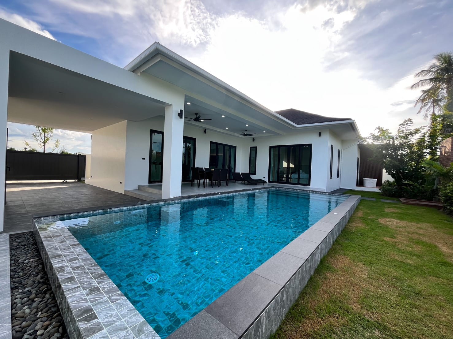 Aileen Village 2 - Type B - Pool