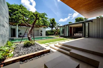 Botanica-Forestique-Exteriors-02.jpg