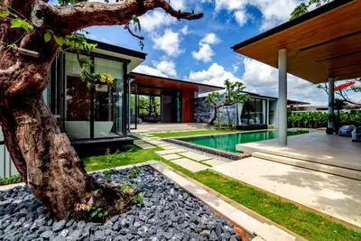 Botanica-Forestique-Exteriors-14.jpg