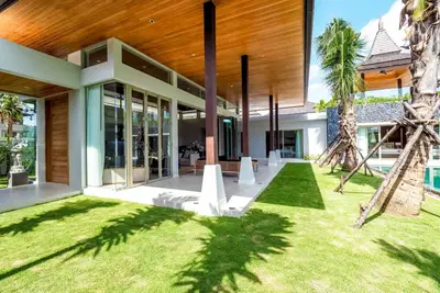 Botanica-Tropical-Balinese-Exteriors-08.jpg