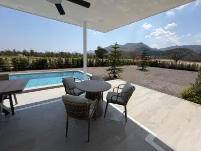 Breeze Hillside Cha-am - 2BR Pool Villa - Exterior 
