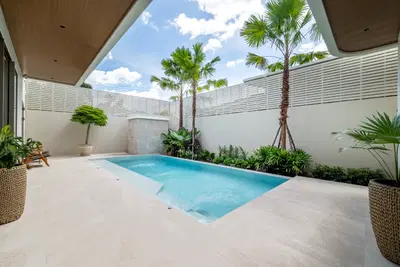 Charin-Pattaya-Exteriors-25.jpg