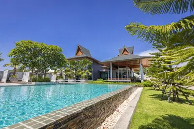 Emerald-Valley-Hua-Hin-Clubhouse-EV-Clubhouse-1.jpg