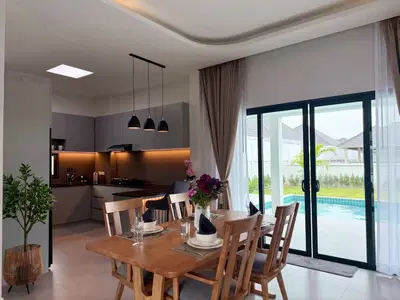 Fullrich-Asset-9-Interior-Dining-area-3.jpg