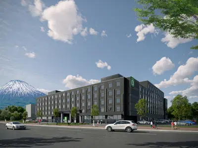 Hotel-101-Niseko-Hotel-Facade-Spring-Day.jpg