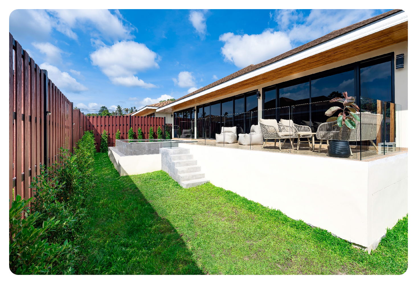 Iremia Residence - Exterior - Garden