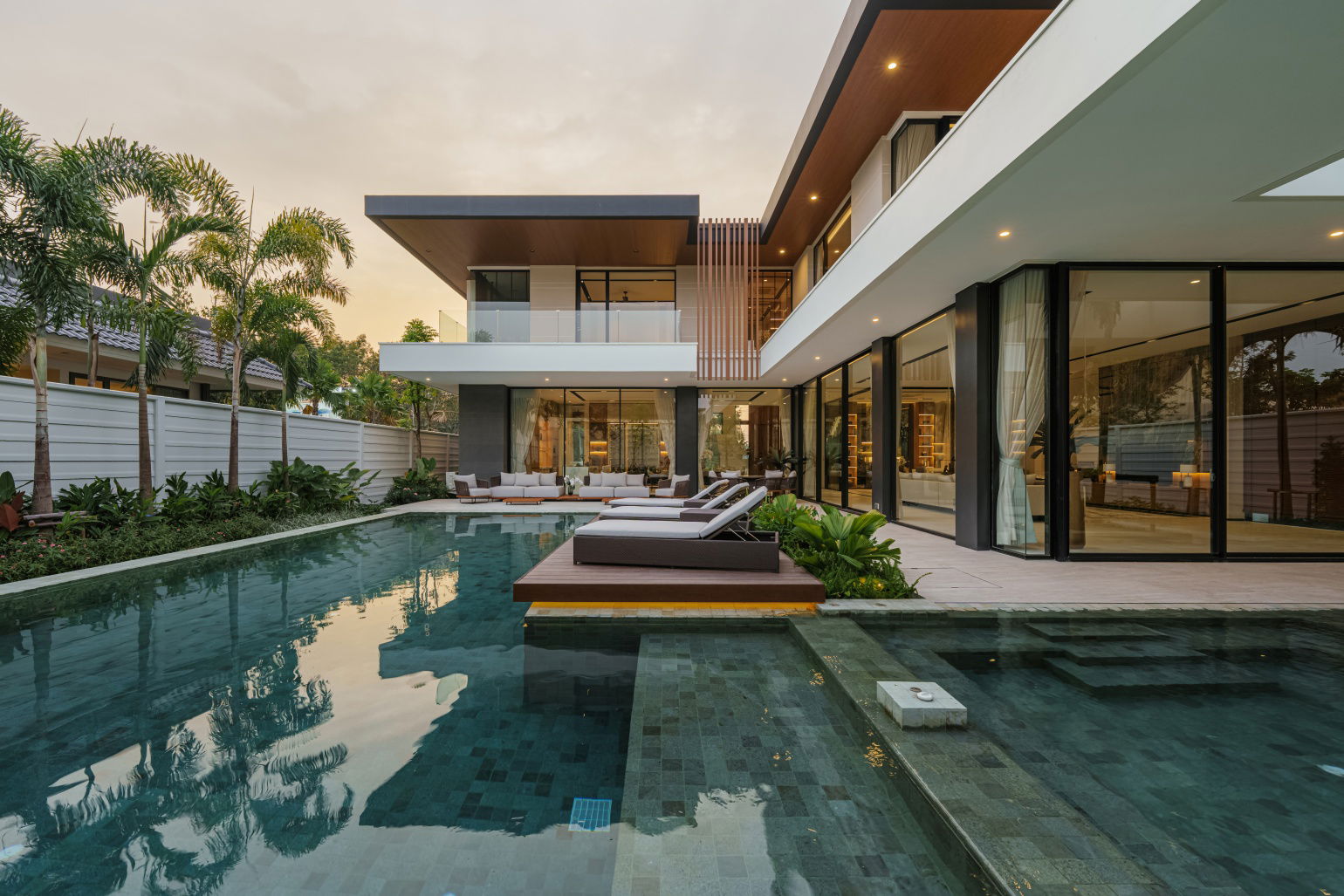 Island Collection - Pool