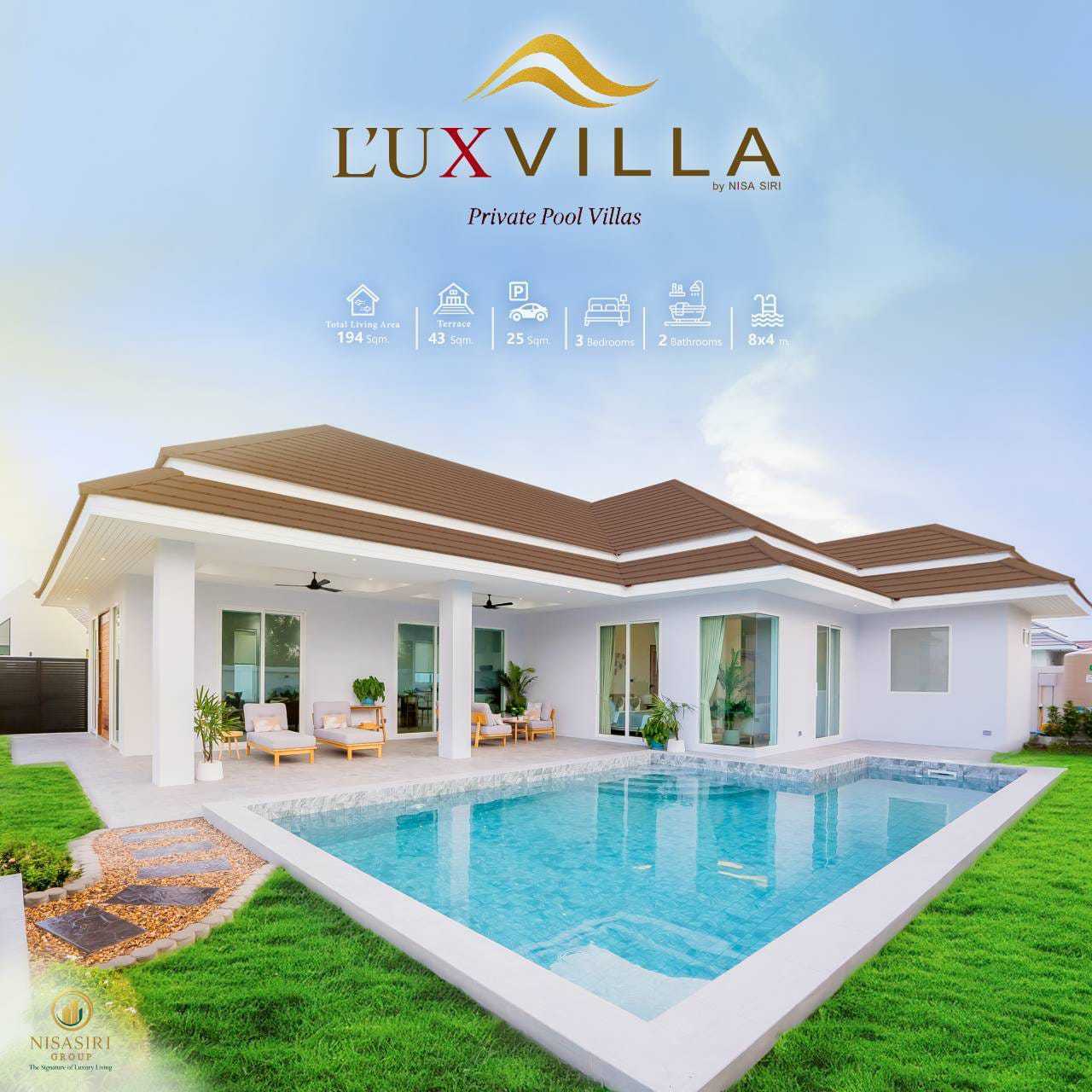 Lux Villa - Pool view