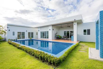 Moda-Melody-Villa-Ultra-Exteriors-01.jpg