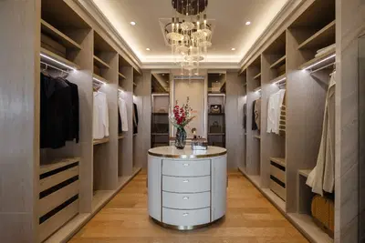 Park-Heritage-Pattanakarn-M-Master-WalkinCloset.jpg