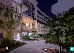 Residencias Rose Apple Square