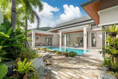The-Breeze-Villas-Phuket-Photos-Exteriors-07.jpg