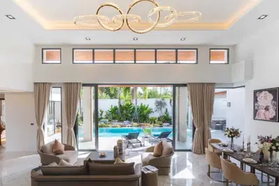 The-Breeze-Villas-Phuket-Photos-Interiors-02.jpg
