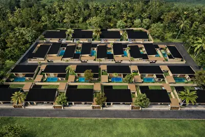 Verdant Residence Maenam - Exterior