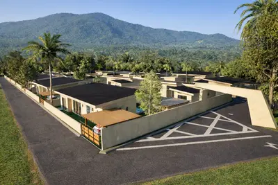 Verdant Residence Maenam - Exterior