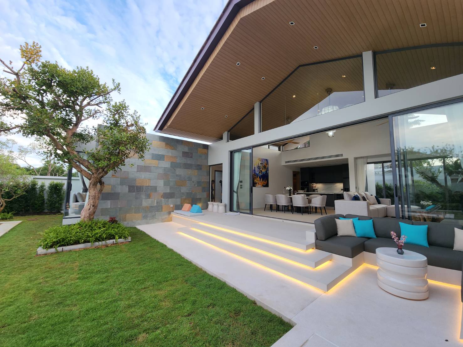 Wilawan Luna Vista - Jardín + Terraza