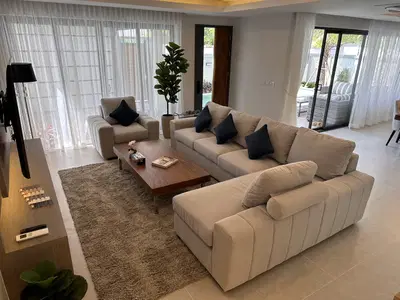 Zensiri-Midtown-Villas-Livingroom-2.jpg