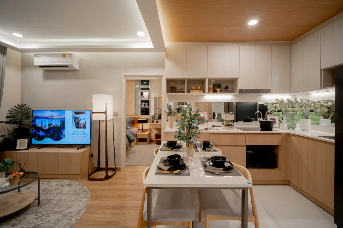 Arise Hill - Interior