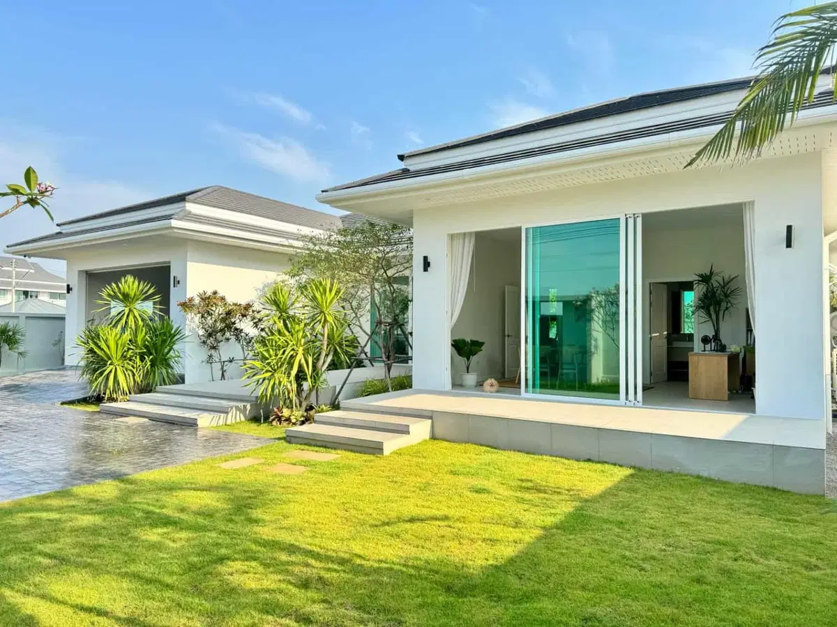 Bliss-Homes-Exteriors-07.jpeg