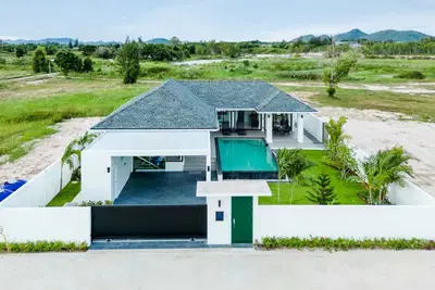 Botanica-Villa-Hua-Hin-Exteriors-05.jpg