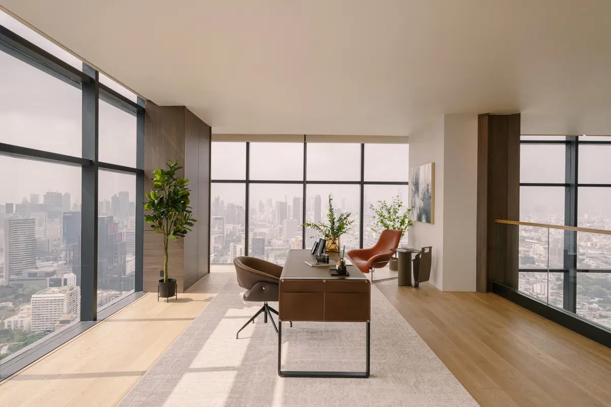 Conner Ratchathewi - Interior