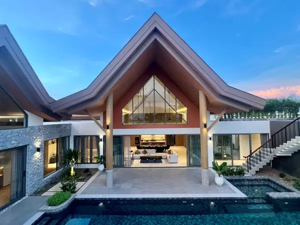Erawana Grand - 4BR Pool Villa ( Large Plot)