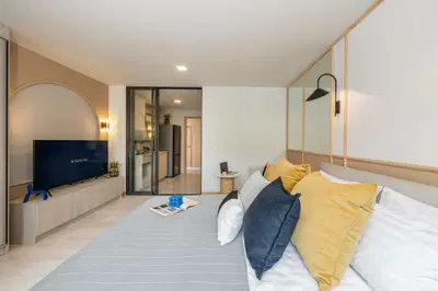 FLO-by-Sansiri-Interiors-1BR-05.jpg