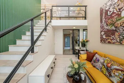 FLO-by-Sansiri-Interiors-1BR-loft-04.jpg