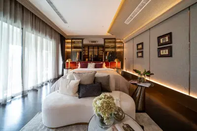 Grand-Bangkok-Boulevard-State-Bangna-Type-PALLADIAN-Show-Unit-24.jpg