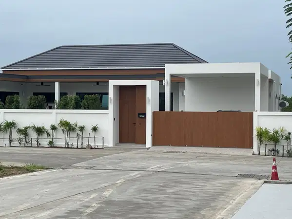 Hillside Hamlet Homes X - 3BR Pool Villa - Large