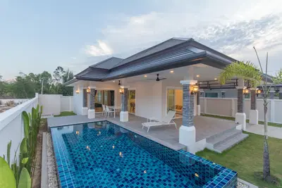 Hua-Hin-Grand-Hills-Photos-Type-A-03.jpg