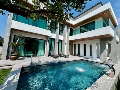Impress House Village - 5BR - Large detached house
