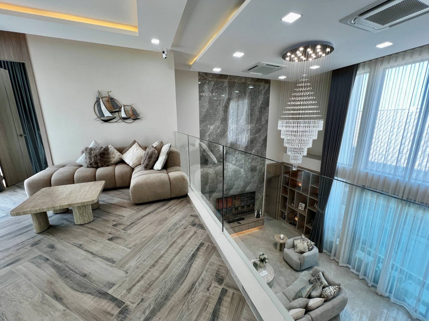 Impress House Village - Upper level