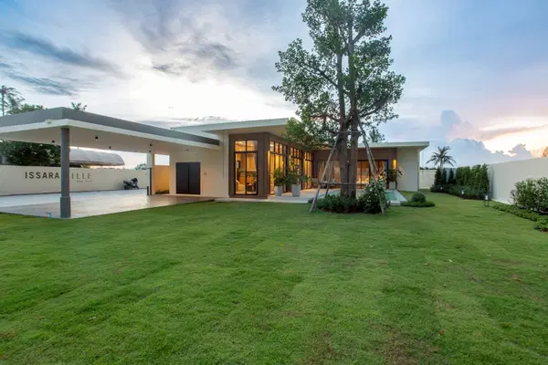 Issara Ville Hua Hin - 3BR Pool Villa - Modern Tropical (Large Plot)