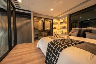 KnightsBridge-Space-Sukhumvit-Rama-4-1BR-02-scaled.jpg