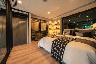 KnightsBridge-Space-Sukhumvit-Rama-4-1BR-03-scaled.jpg