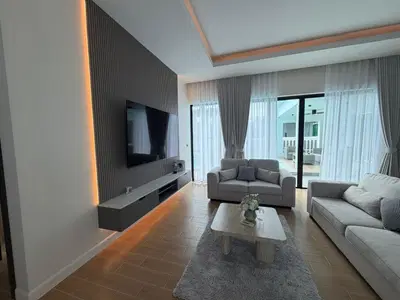 La-Luca-City-Villa-Photos-25.jpg