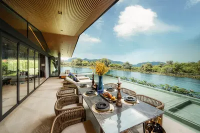 Laguna-Lakelands-Lakeview-Residences-Waterfront-Villa-18.jpg