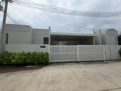 Leleaf Sea Beach Hua Hin - 3BR Pool Villa Type B