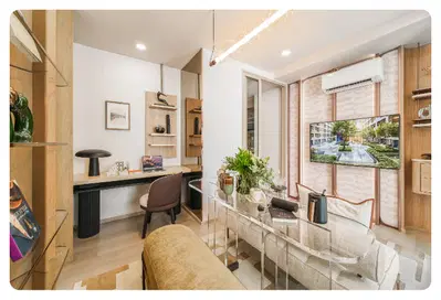 Life Sathorn - Narathiwas 22 - 1BR - Type B