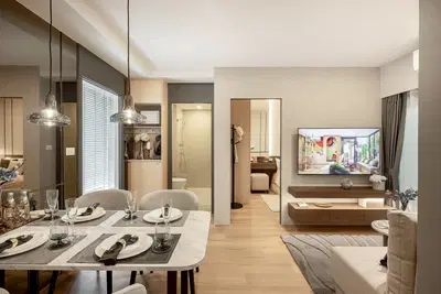 Lumpini Park On 19 - Interior